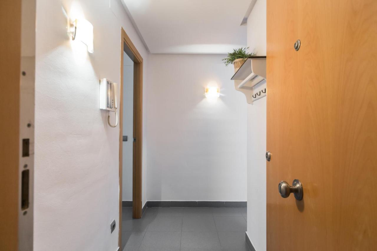 Hogar Vera Apartments&Bikes บาเลนเซีย ภายนอก รูปภาพ